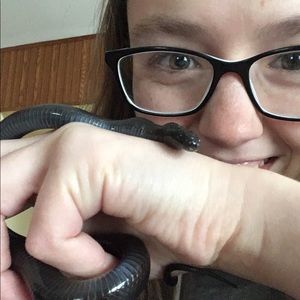 Meet your Posher, Aliya